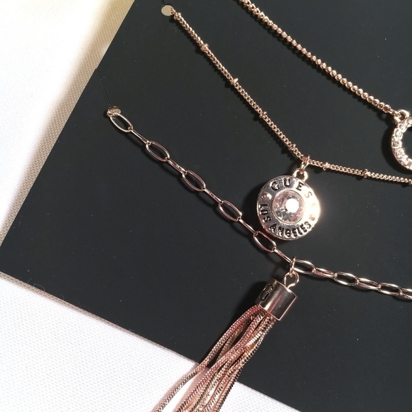 𝅺3/$29! GUESS Rose Gold Layered Tassel Necklace - Picture 6 of 8